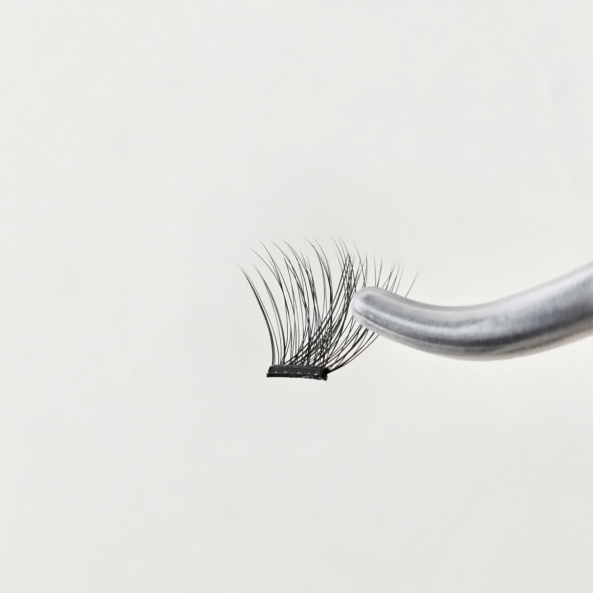 PRE GLUED, 7 DAY WEAR CLUSTER LASHES